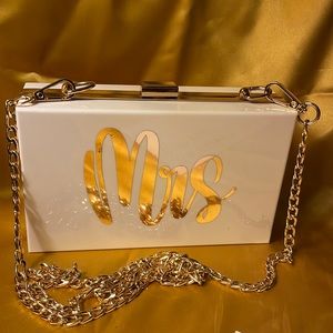 Mrs Wedding Bride Purse hard plastic with gold lettering & chain.